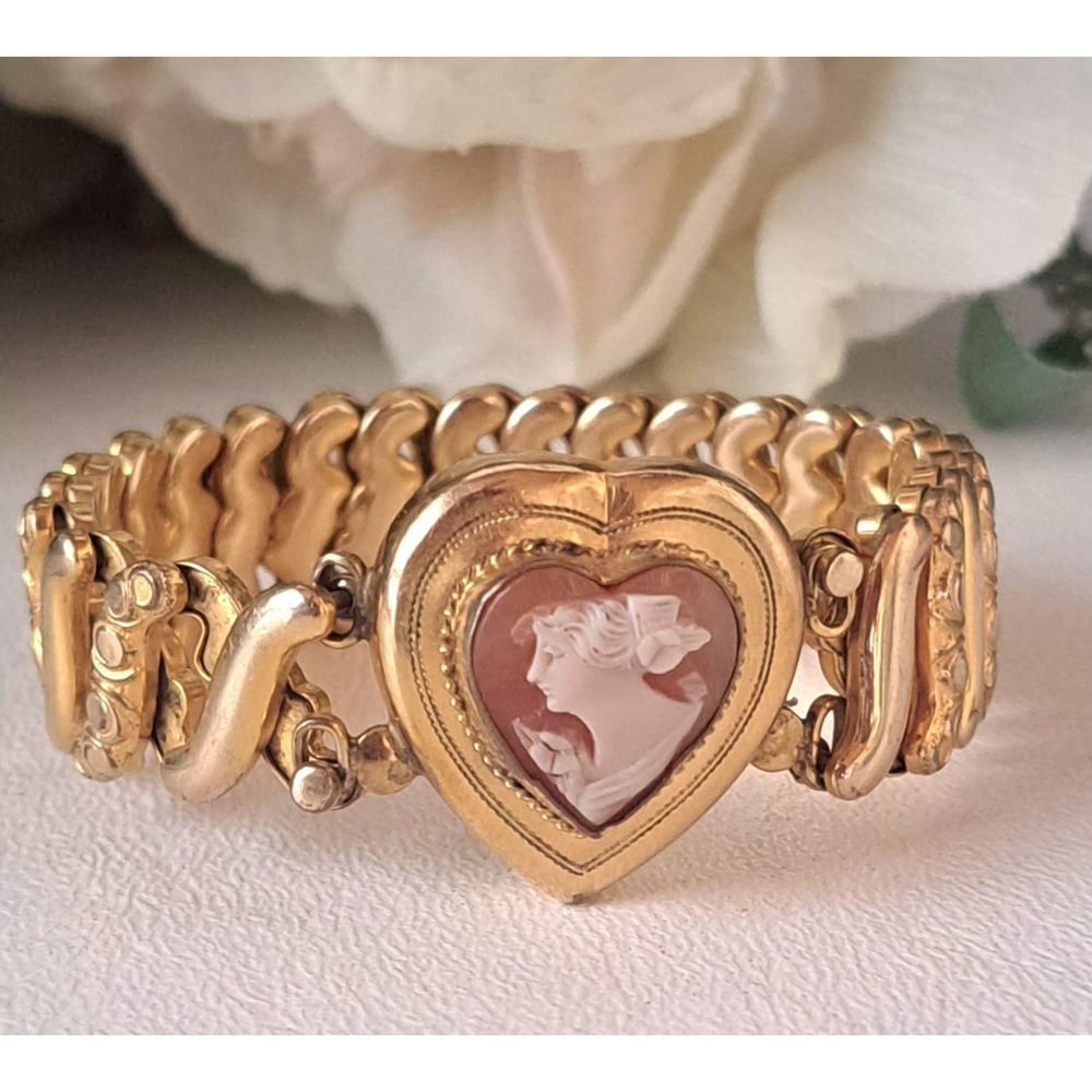 Vintage WWII Era Signed 14k Gold Filled Sweetheart Cameo Expansion Bracelet